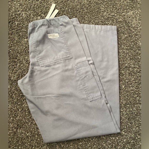 Urbane Scrubs - Picture 1 of 3